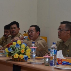 Acara rapat yang dipimpin Bupati Bengkalis | Foto: Alim Musaha.