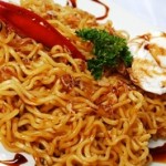 Sering Makan Mie Instan Picu Sakit Jantung dan Stroke